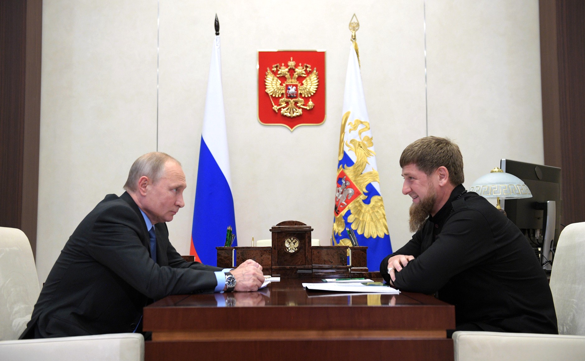 Чеченский лидер подчеркнул, что он не имеет права ослушаться верховного главнокомандующего, иначе перестанет себя уважать Фото:  © Global Look Press / Kremlin Pool