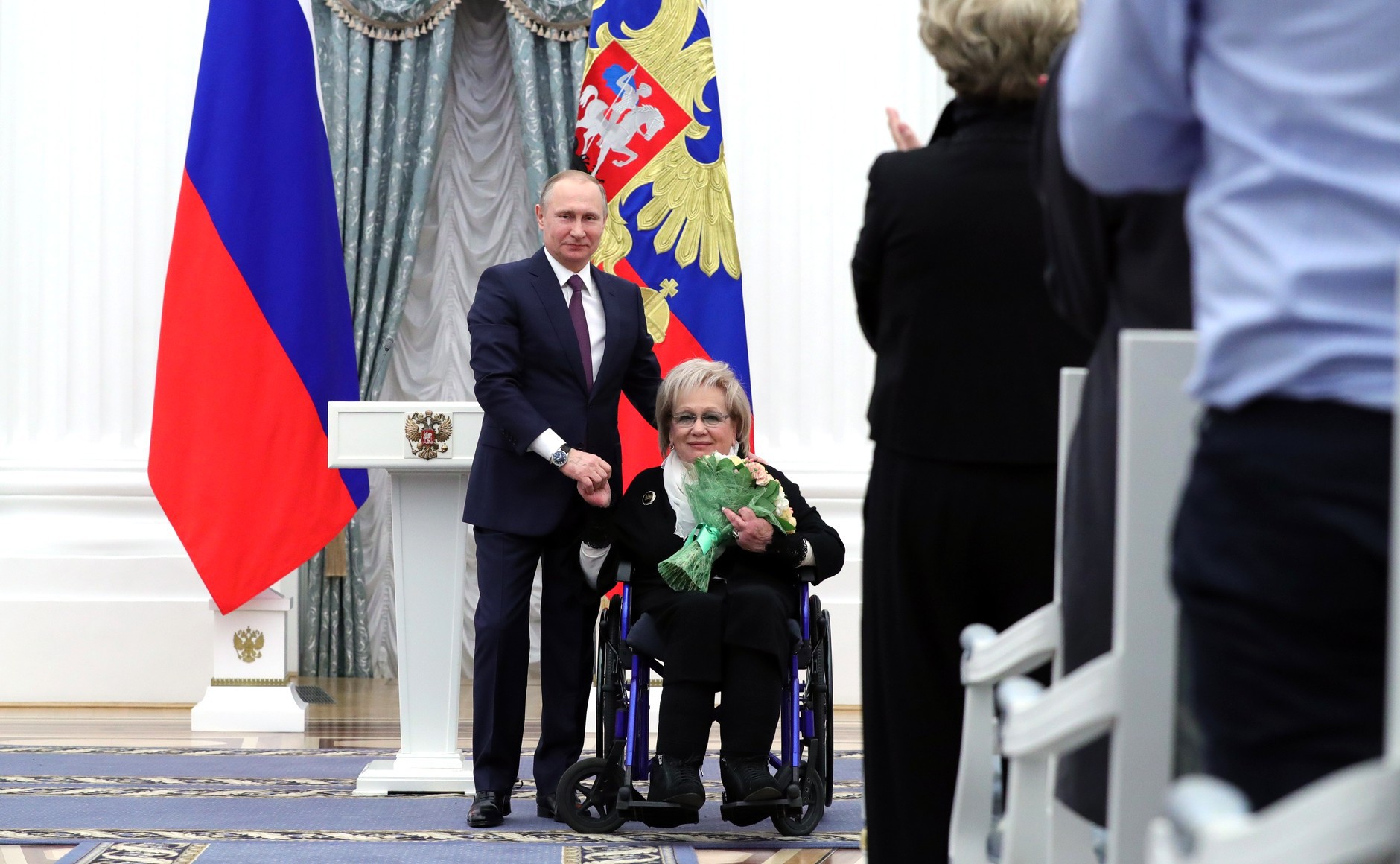 Dailystorm - Путин выразил соболезнования семье Галины Волчек