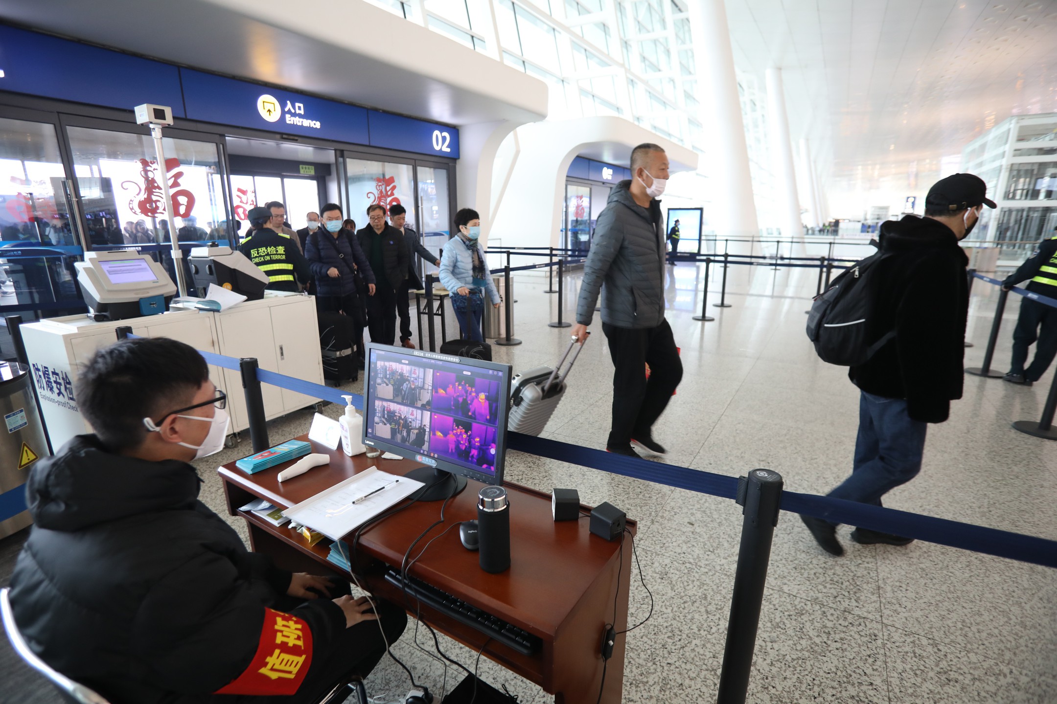 Dailystorm - «Уральские авиалинии», AZUR air, Nordwind и iFly приостановили рейсы в Китай