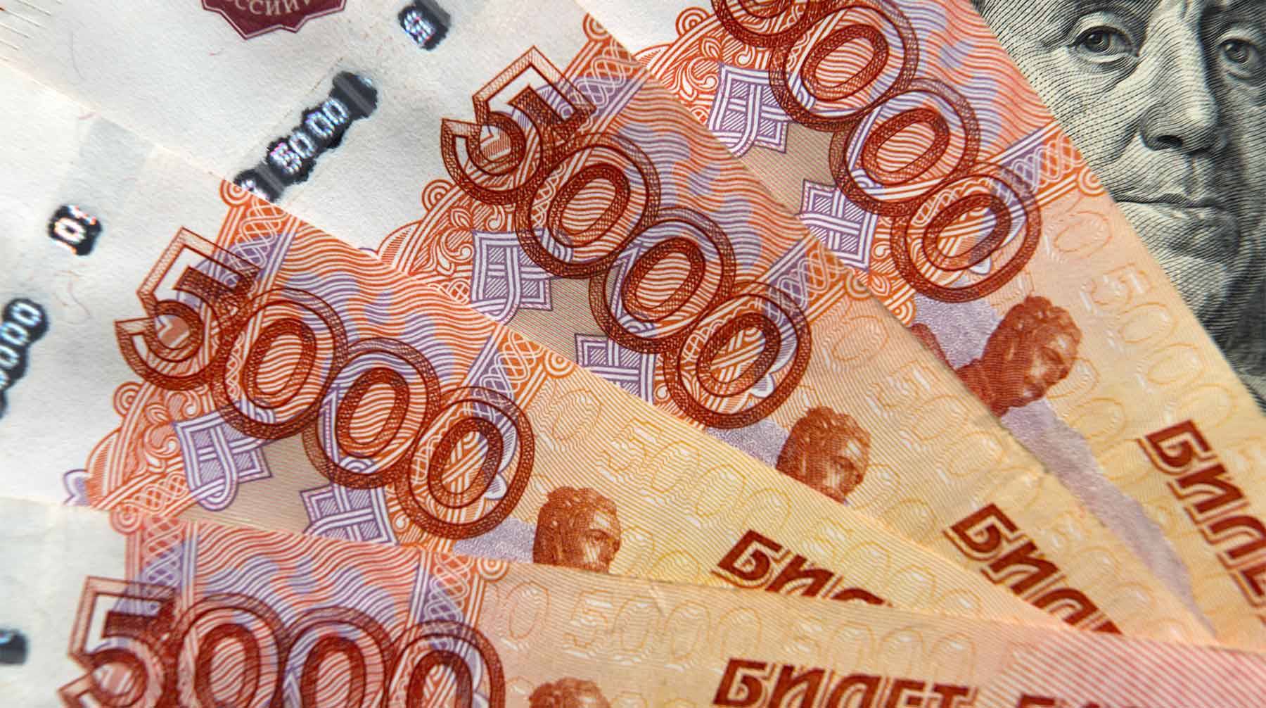 Dailystorm - Экс-полковник МВД Захарченко хочет вернуть конфискованные миллиарды через суд