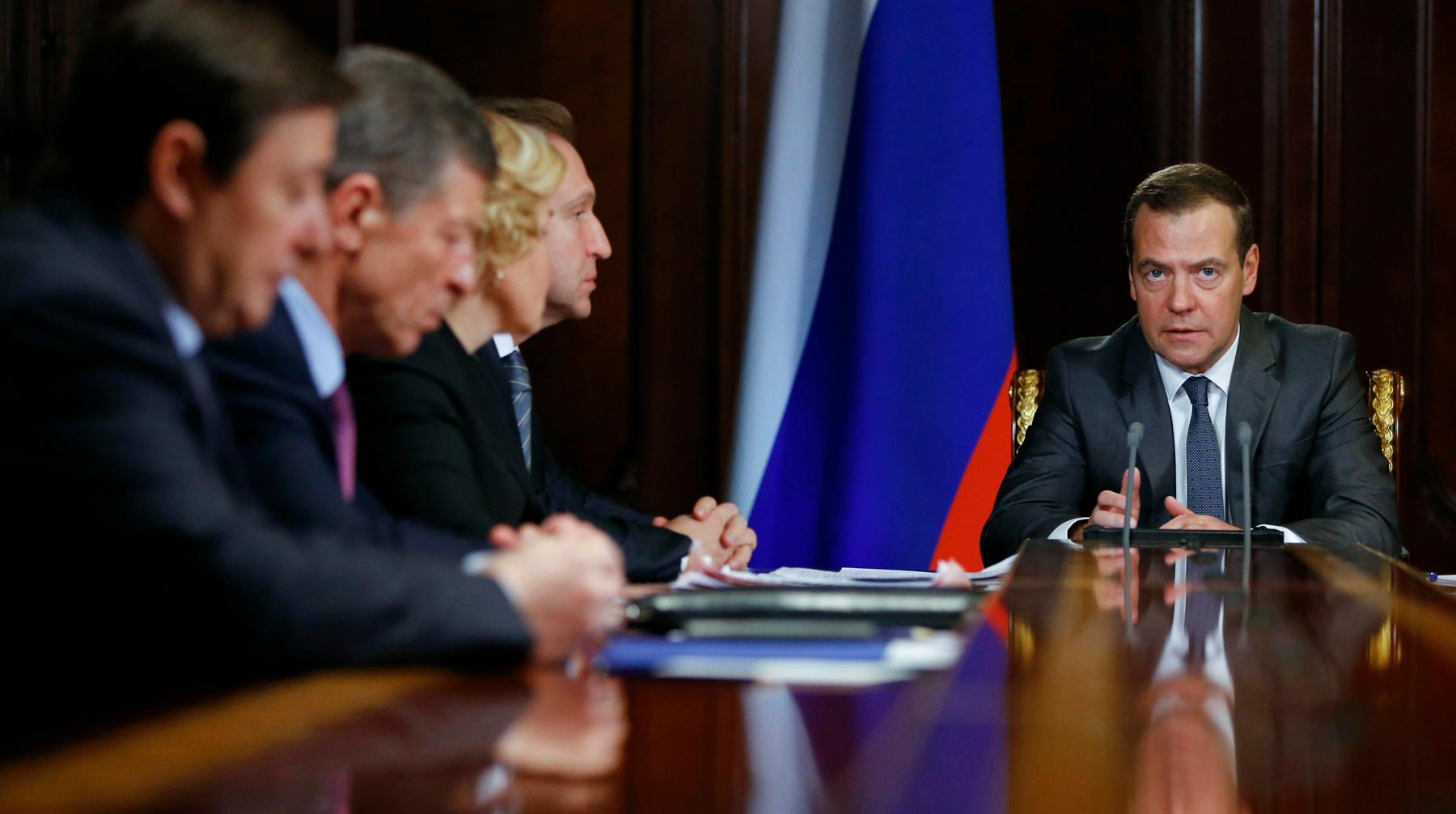 Граждане России также высказали свое отношение к новому составу кабинета министров страны Фото: © Global Look Press / vk.com/ dm