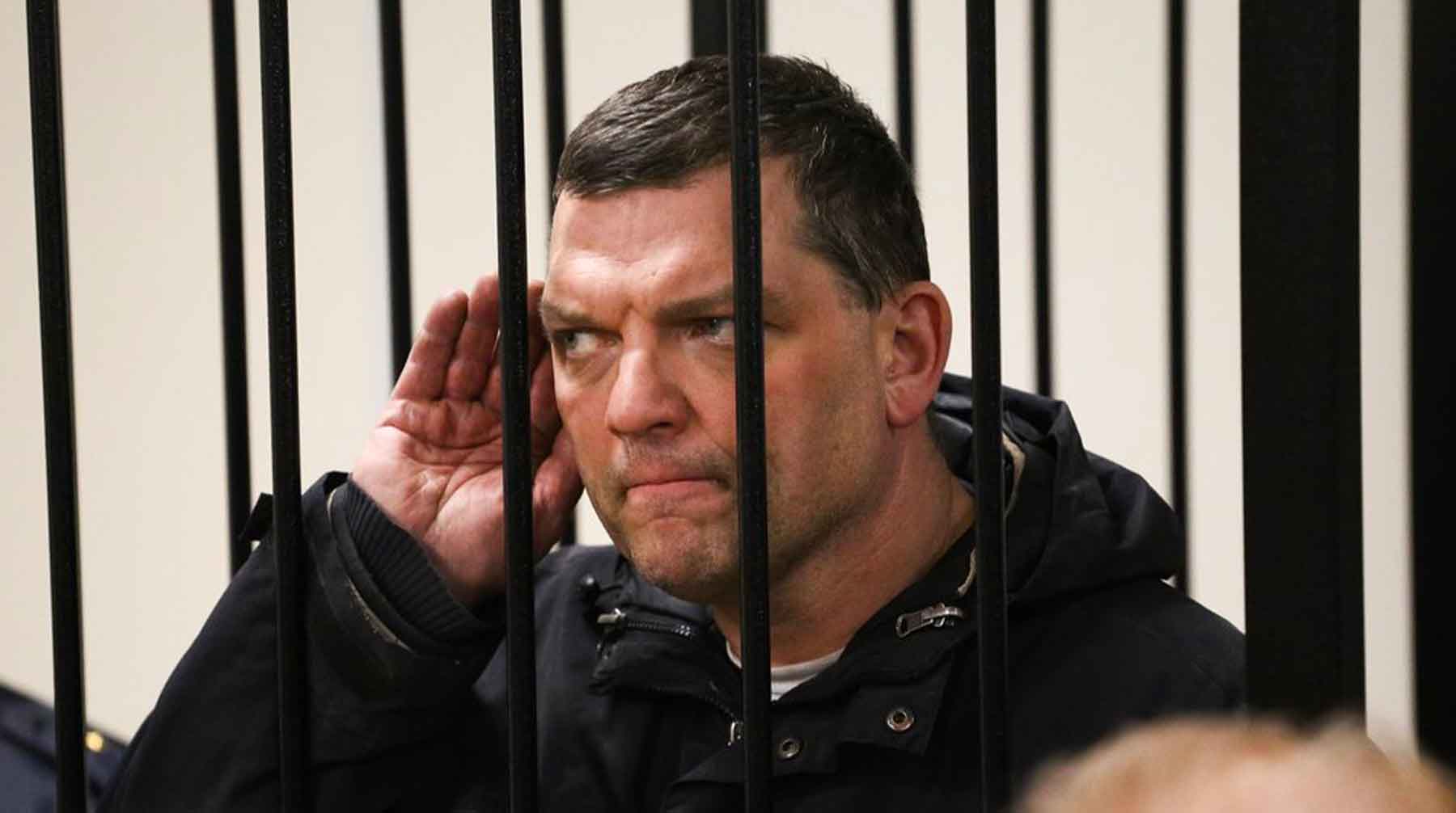 Ранее коллегия присяжных признала Илью Аверьянова невиновным в убийстве охранника предприятия Илья Аверьянов