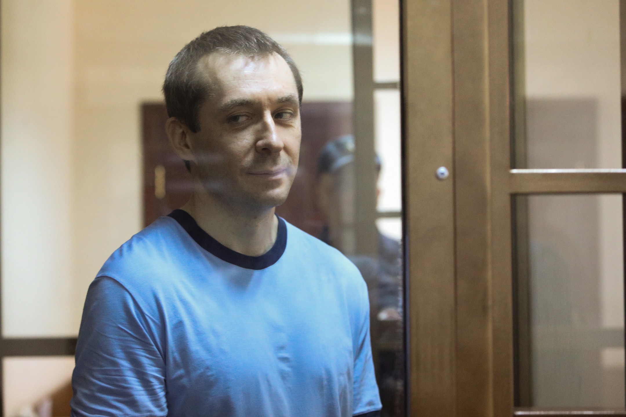 Экс-полковника Захарченко обвинили в получении взятки на 1,5 миллиарда рублей