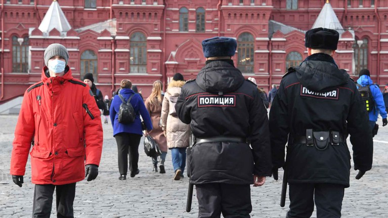 Московская полиция начнет штрафовать нарушителей режима самоизоляции — Daily Storm