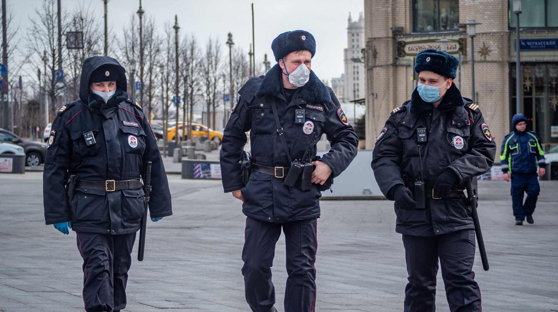 24 о полиции. Патруль Московской полиции. Полиция карантин. Росгвардия Москва карантин. Усиленная полиция.