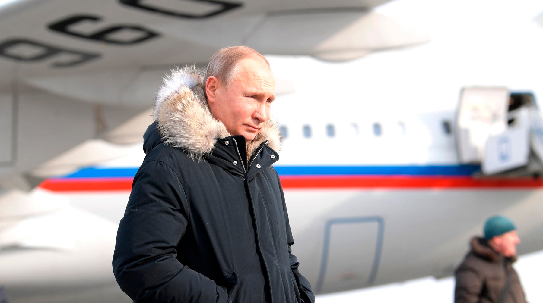 Средства будут выделены на выплаты зарплат сотрудникам и стоянку воздушных судов Фото: © Kremlin Pool
