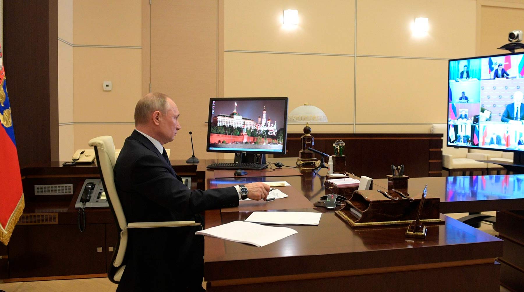 Глава Минэнерго сказал, что благодаря помощи президента РФ новый договор был подписан Фото: © Kremlin Pool