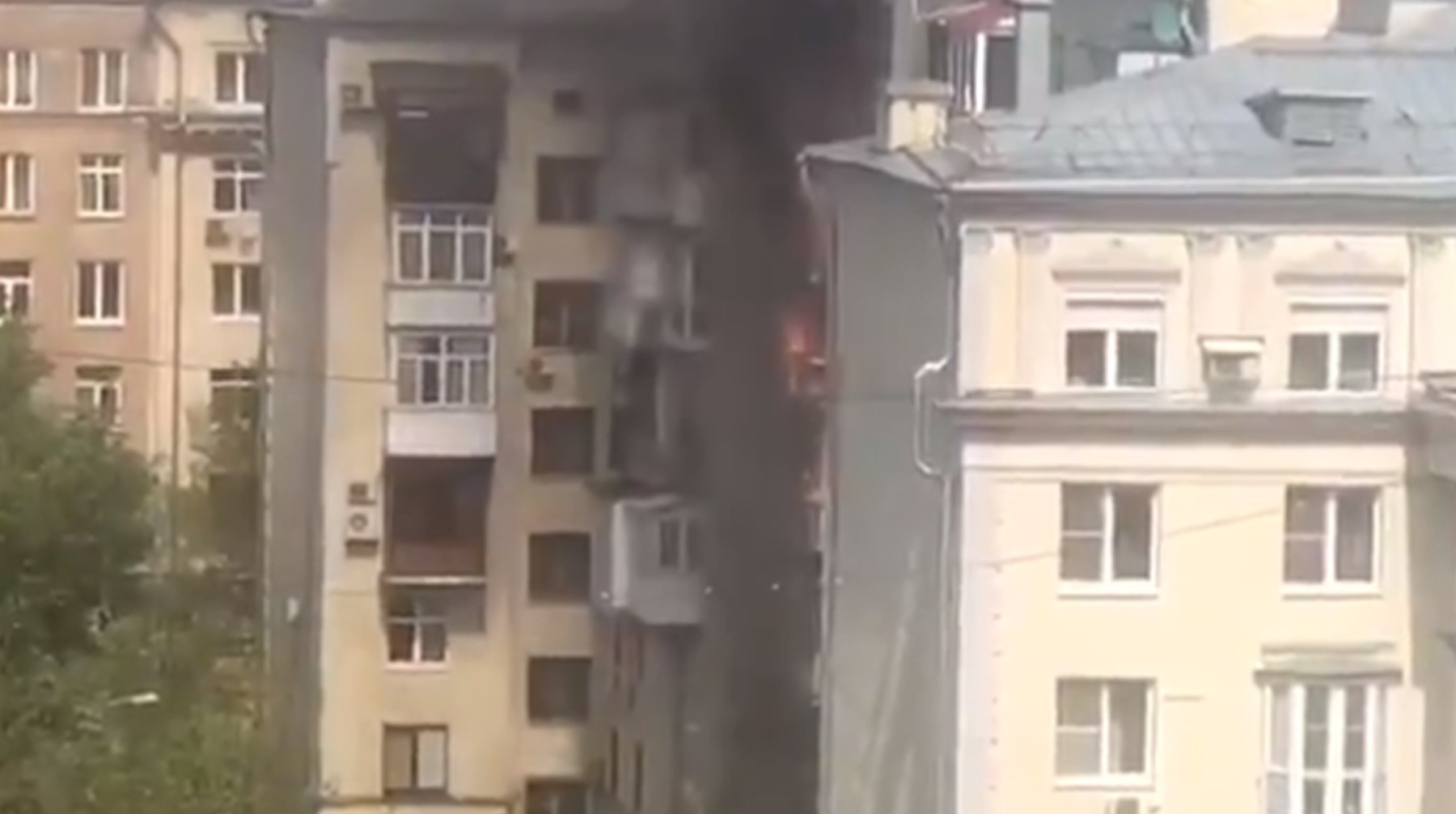 Dailystorm - Один человек погиб при пожаре в жилом доме в центре Москвы