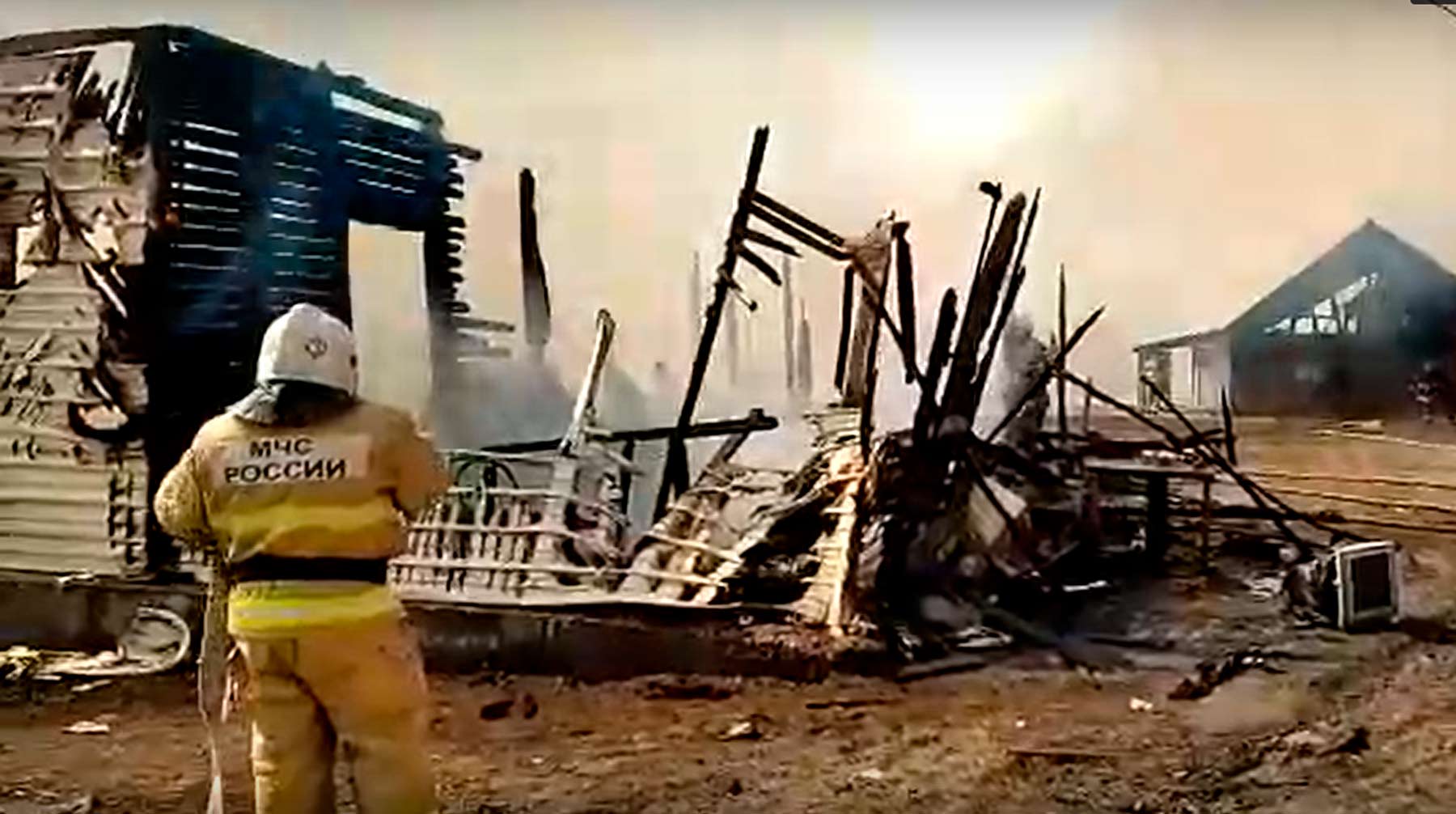 Площадь возгорания составила одну тысячу квадратных метров Фото: © кадр из видео