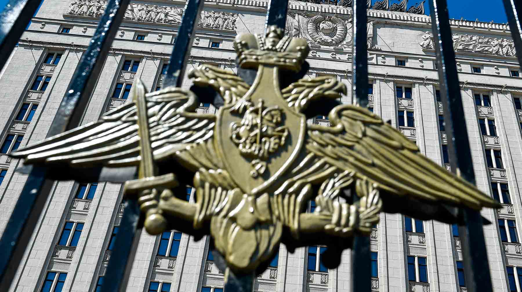 Ранее суд взыскал с ведомства шесть миллионов рублей в пользу троих военнослужащих, пострадавших во время учений Фот: © Global Look Press / Алексей Иванов