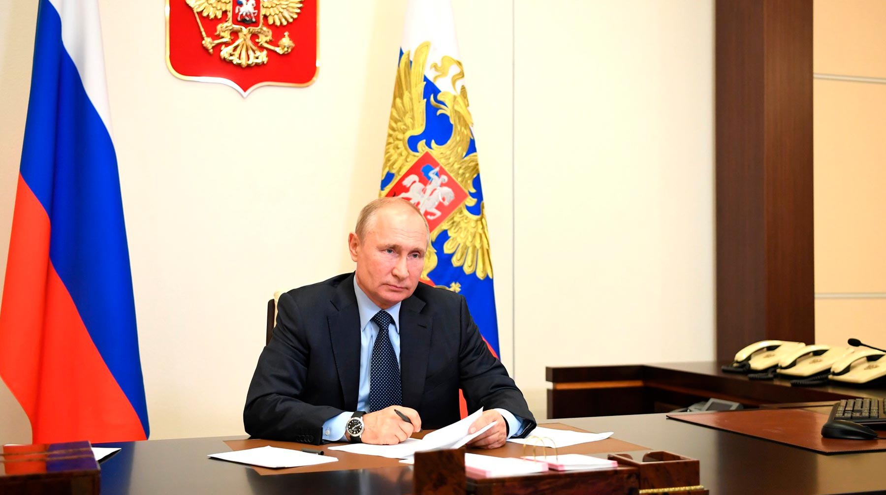 Dailystorm - Путин подписал законы о поддержке бизнеса и создании регистра сведений о населении РФ