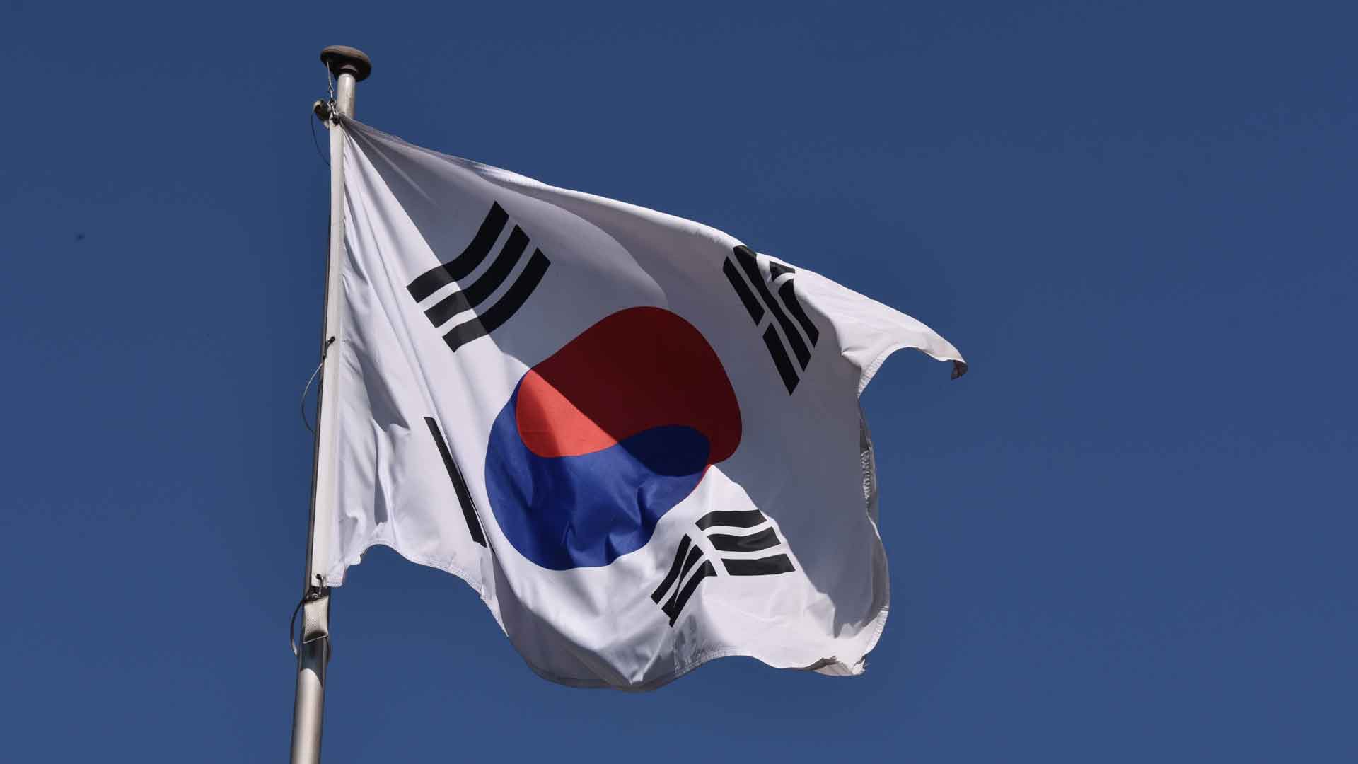 Dailystorm - КНДР разорвала линии связи с Южной Кореей