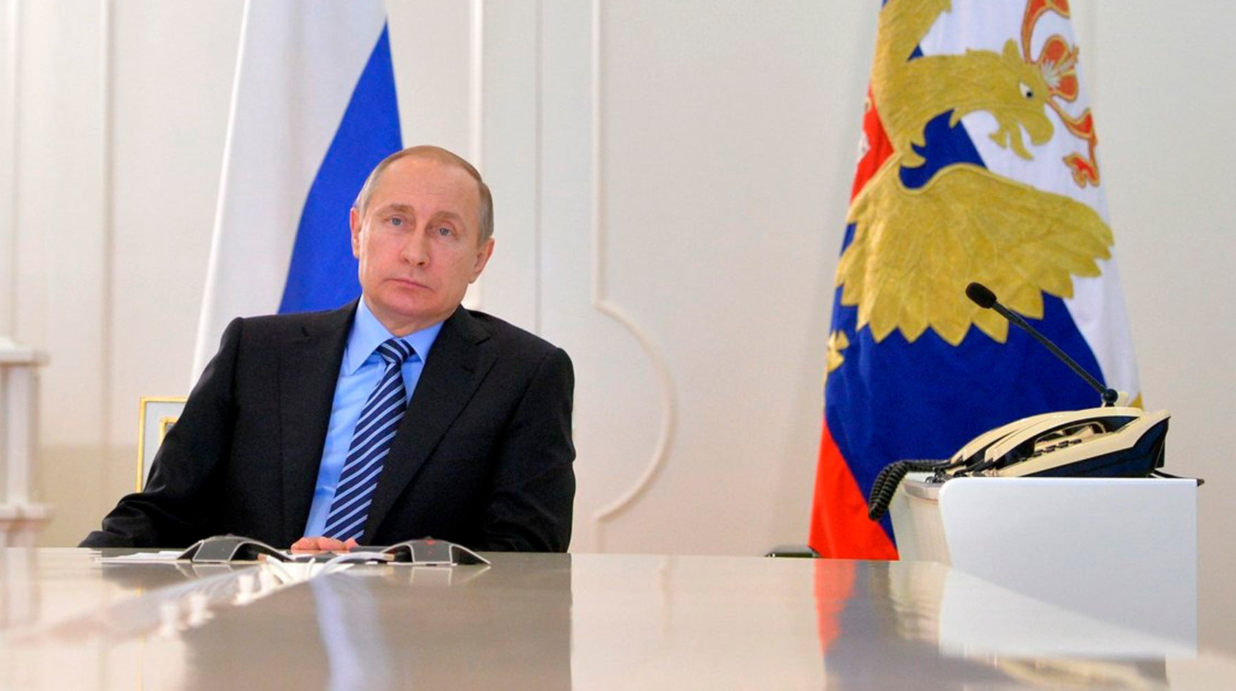 Президент России отметил, что они уже дозванивались ему на работу Фото: © Kremlin Pool