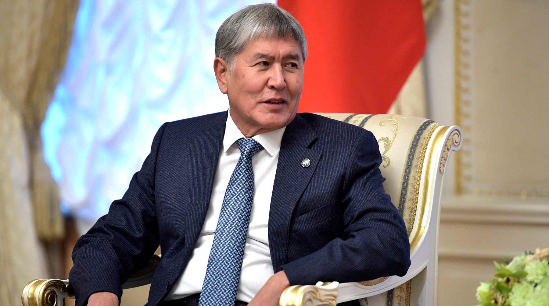 Его признали виновным в коррупции и причастным к незаконному освобождению криминального авторитета Алмазбек Атамбаев