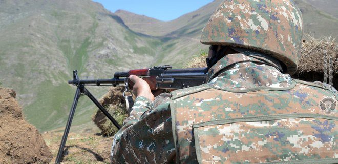 Dailystorm - Бронетранспортер, танк и 20 военных: Азербайджан сообщил о боевых потерях Армении