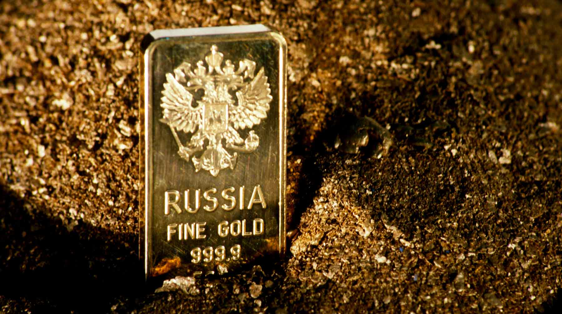 За апрель и май российские компании продали за рубеж 65,4 тонны золота на сумму 3,55 миллиарда долларов Фото: © Global Look Press / Alexandr Liskin