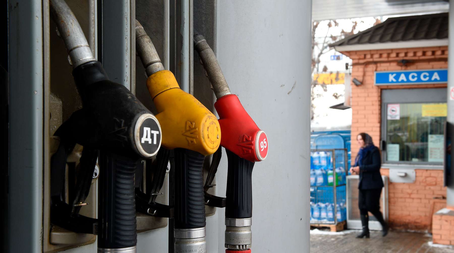 Dailystorm - В Топливном союзе поддержали решение Минэнерго снять запрет на импорт бензина