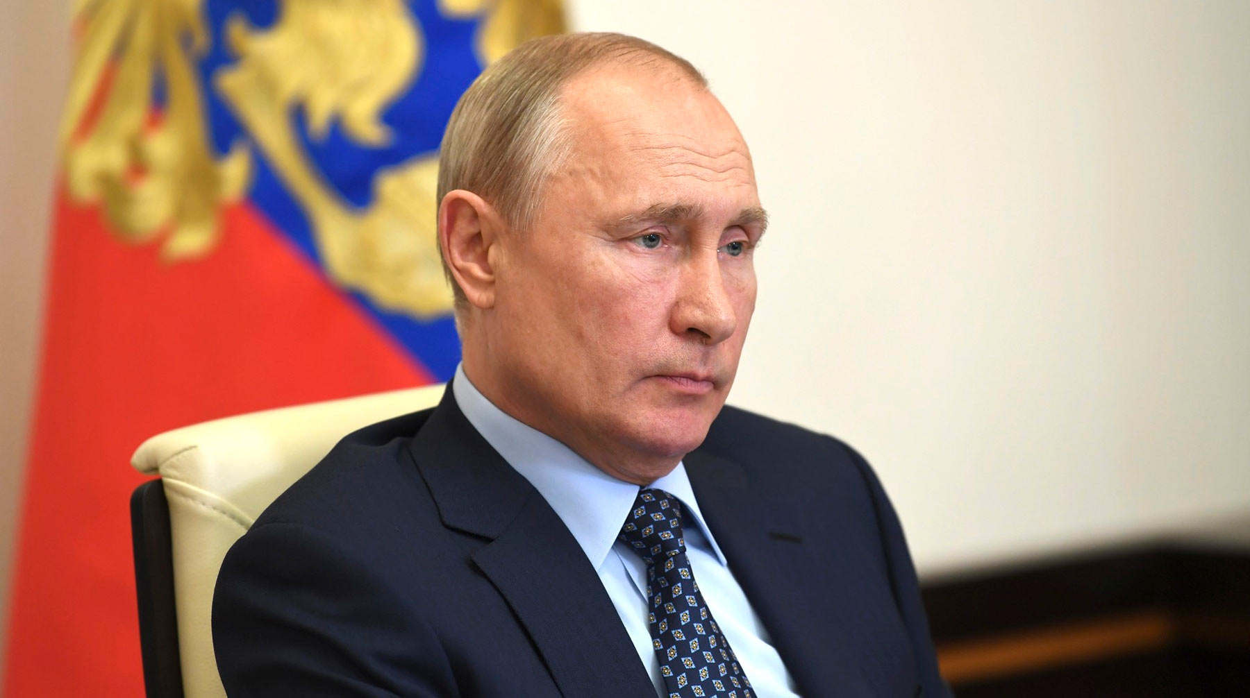 Президент России напомнил на заседании Совбеза РФ, что ранее в республику были отправлены сотрудники МЧС Фото: © Kremlin Pool