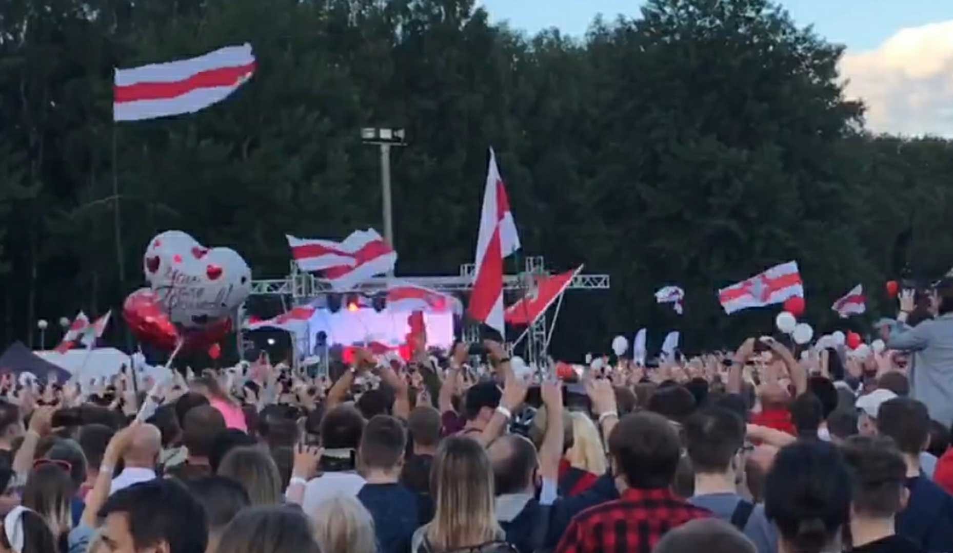 Dailystorm - В центре Минска протестующие вышли на новый митинг