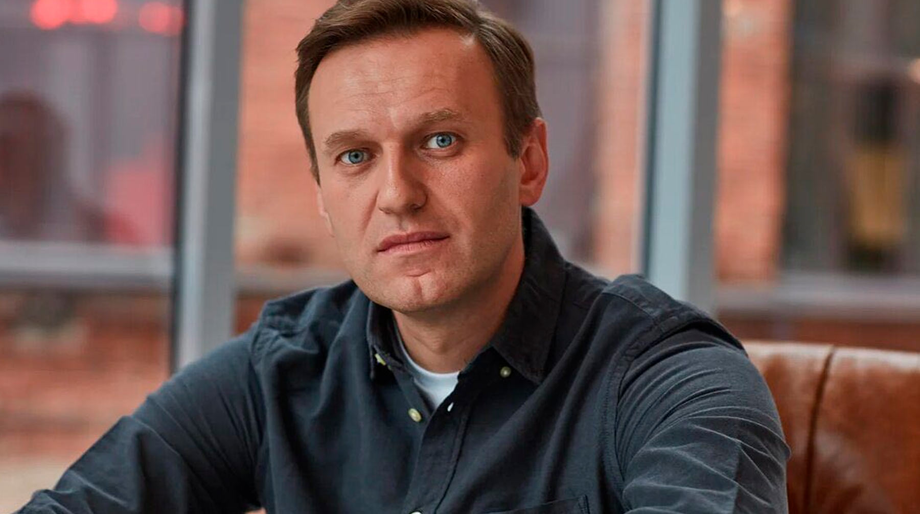 Врачи пообещали в течение дня определиться с диагнозом политика Фото: © Facebook / Алексей Навальный