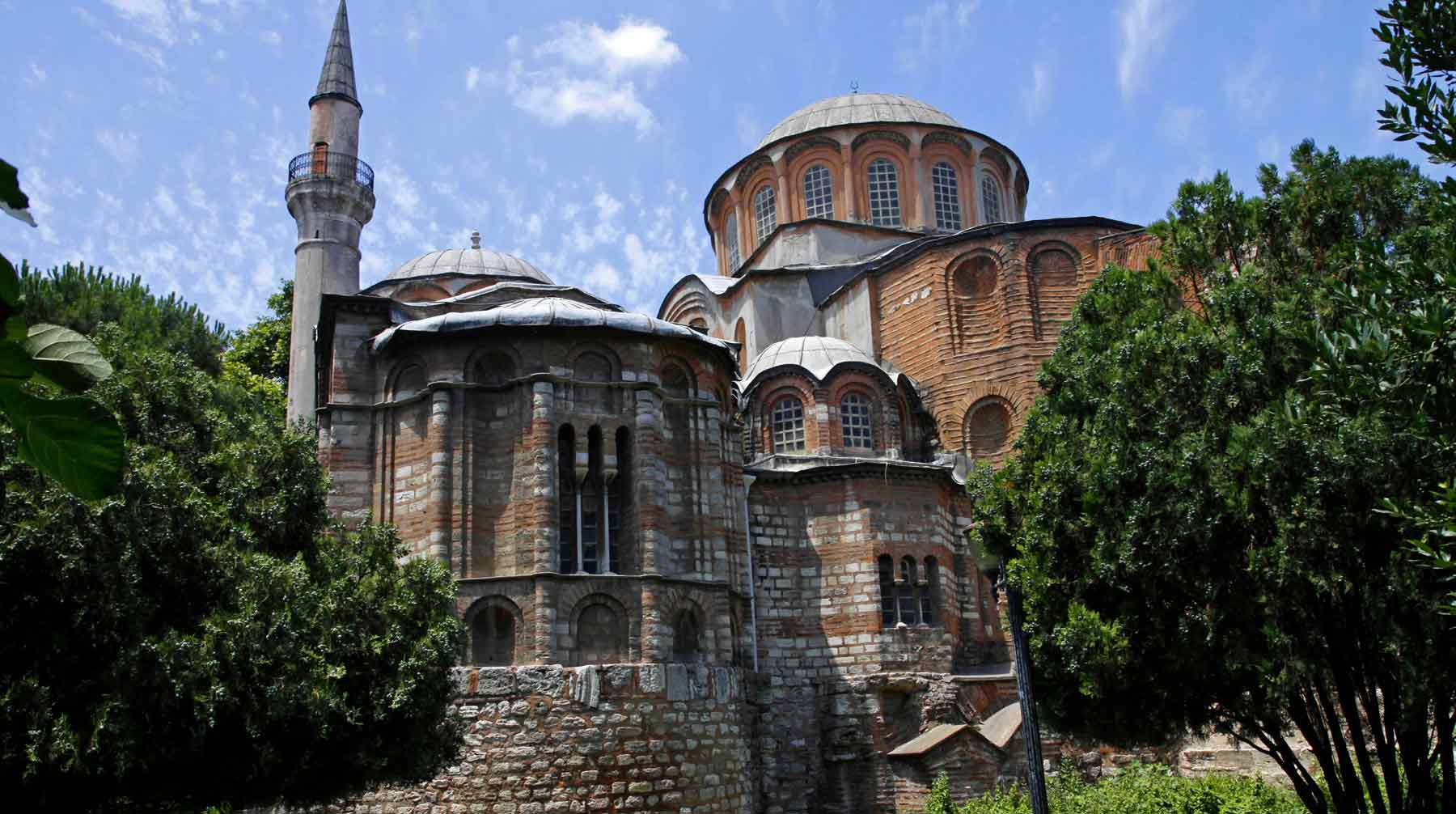 Желание о преобразовании озвучили еще в 2019 году, сегодня, 21 августа, президент подписал соответствующий указ Монастырь Хора в Стамбуле