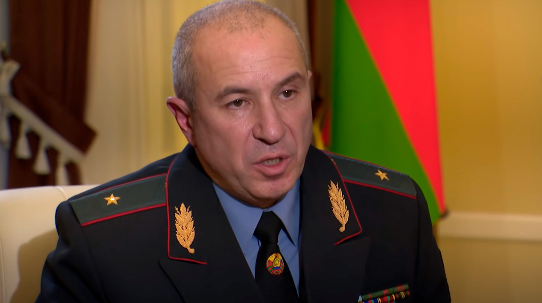 Юрий Караев пообещал наказать каждого, кто поднял руку на милиционеров Глава МВД Белоруссии Юрий Караев