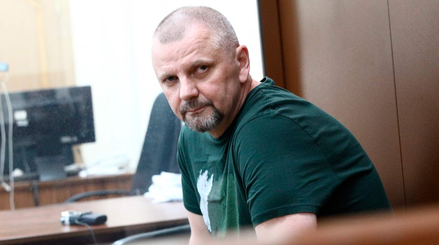 Суд рассмотрит ходатайство в ближайшее время Бывший депутат региональной думы Николай Мистрюков в Басманном суде Москвы