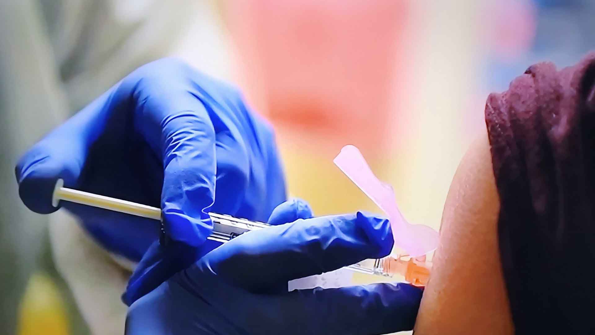 Dailystorm - Первая группа российских добровольцев получила китайскую вакцину от COVID-19