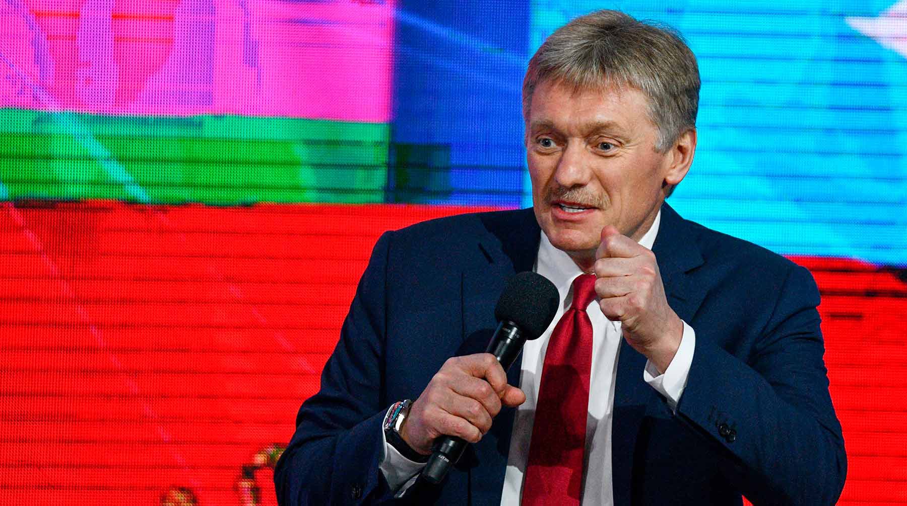 Песков призвал не сравнивать лидеров оппозиции в Белоруссии и Киргизии