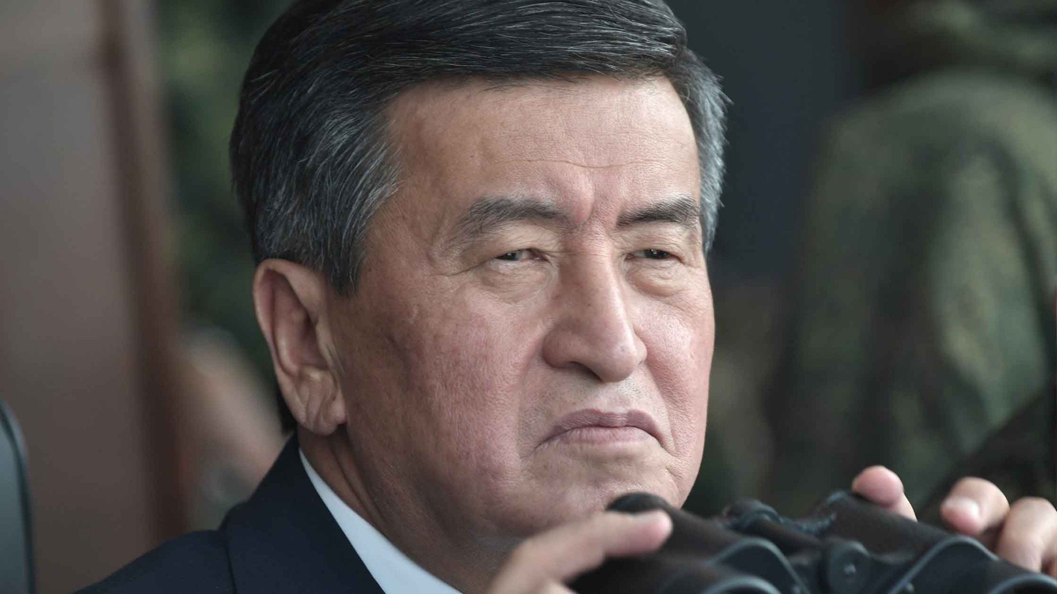 Dailystorm - Президент Киргизии повторно ввел режим ЧП в Бишкеке