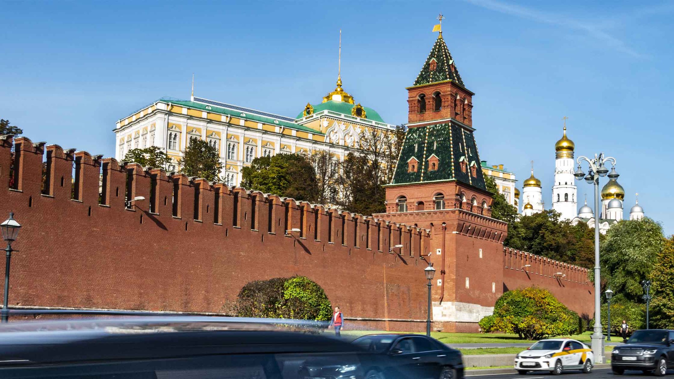 Dailystorm - В Кремле пообещали ответить ЕС на новые санкции