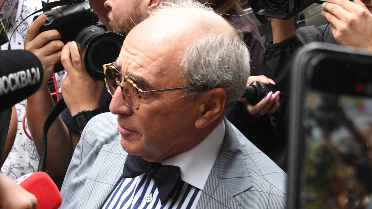 Александр Добровинский