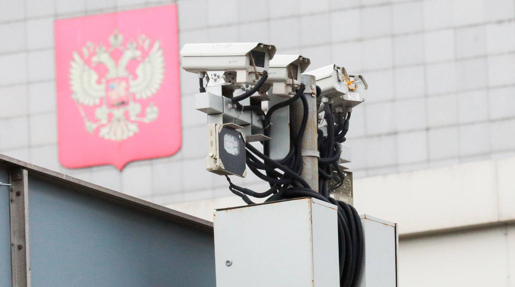 Dailystorm - Московские водители начали получать штрафы с камер за разговоры по телефону