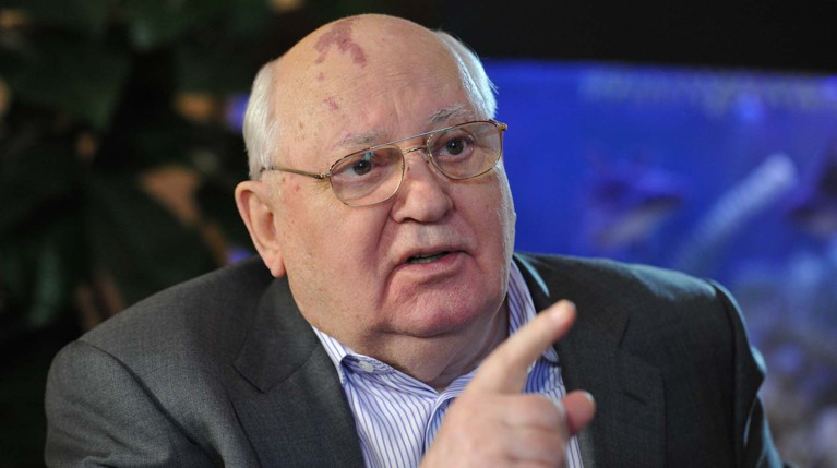 Горбачев назвал переходом к демократии протесты в Белоруссии и Киргизии в 2020 году — Daily Storm