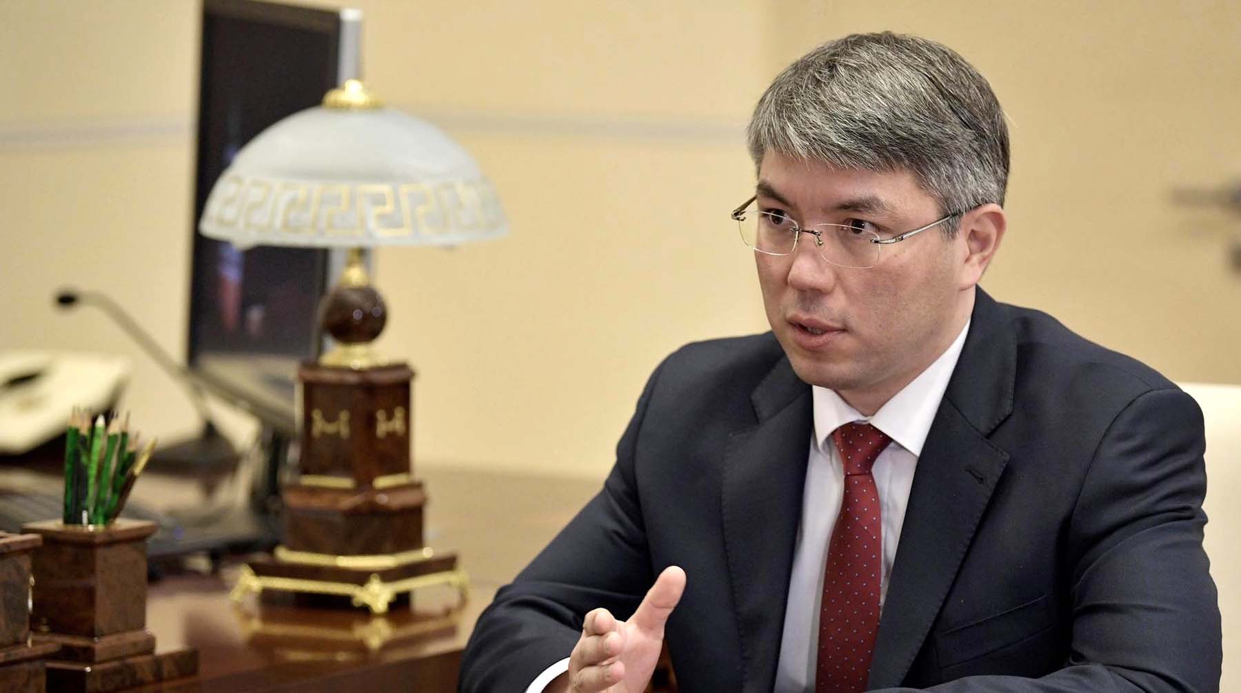 Цыденов попросил также «отдельно переговорить» с каждым из министров Алексей Цыденов