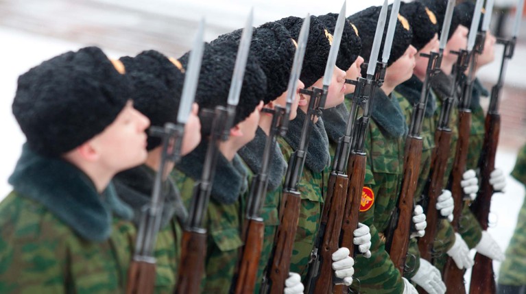 Пятеро военнослужащих ранены при обрушении крыши в части в Подмосковье — Daily Storm