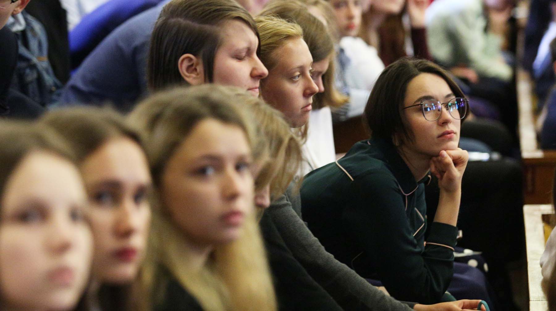 Университеты будут обязаны не допускать к занятиям тех, у кого есть симптомы COVID-19 Фото: © Global Look Press / АГН Москва