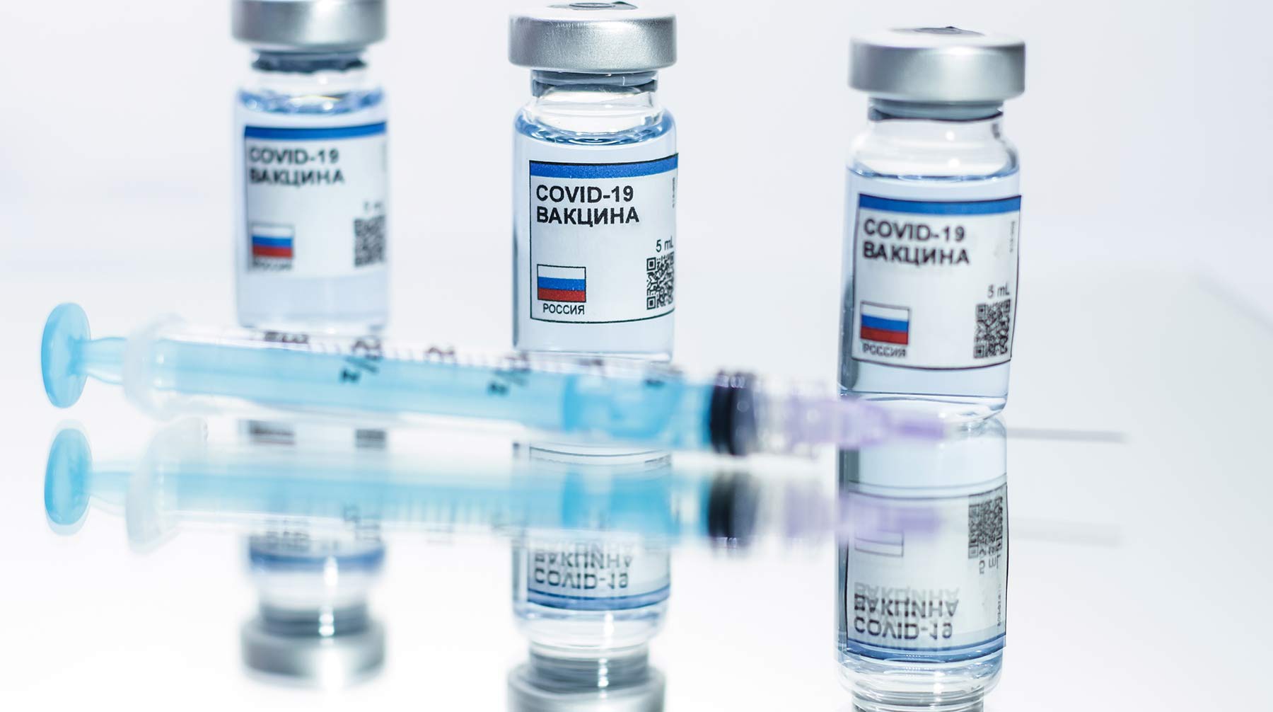 Dailystorm - Представитель ВОЗ привилась российской вакциной от коронавируса
