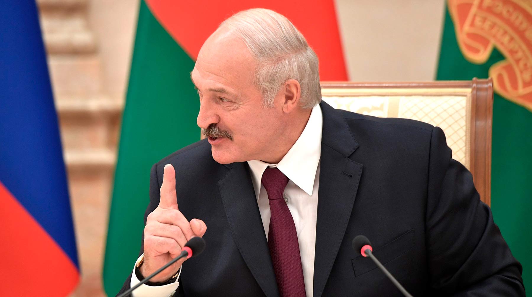 Белорусский лидер заявил, что не будет показывать себя раздетым или пьяным на своем новом сайте Фото: © Global Look Press / Kremlin Pool