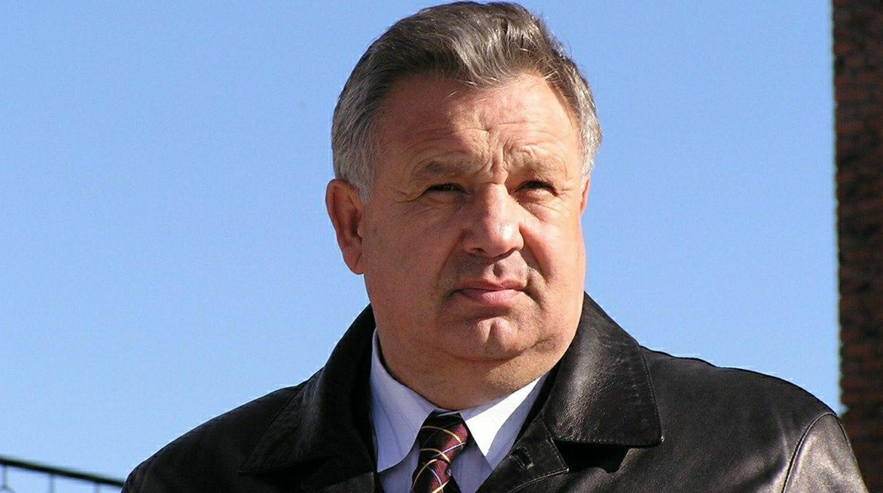 Кем раньше были губернаторы. Губернатор пермского края 2010 год. Директор ленобласти. Губернаторы росси фото. Сердюков губернатор ленинградской.