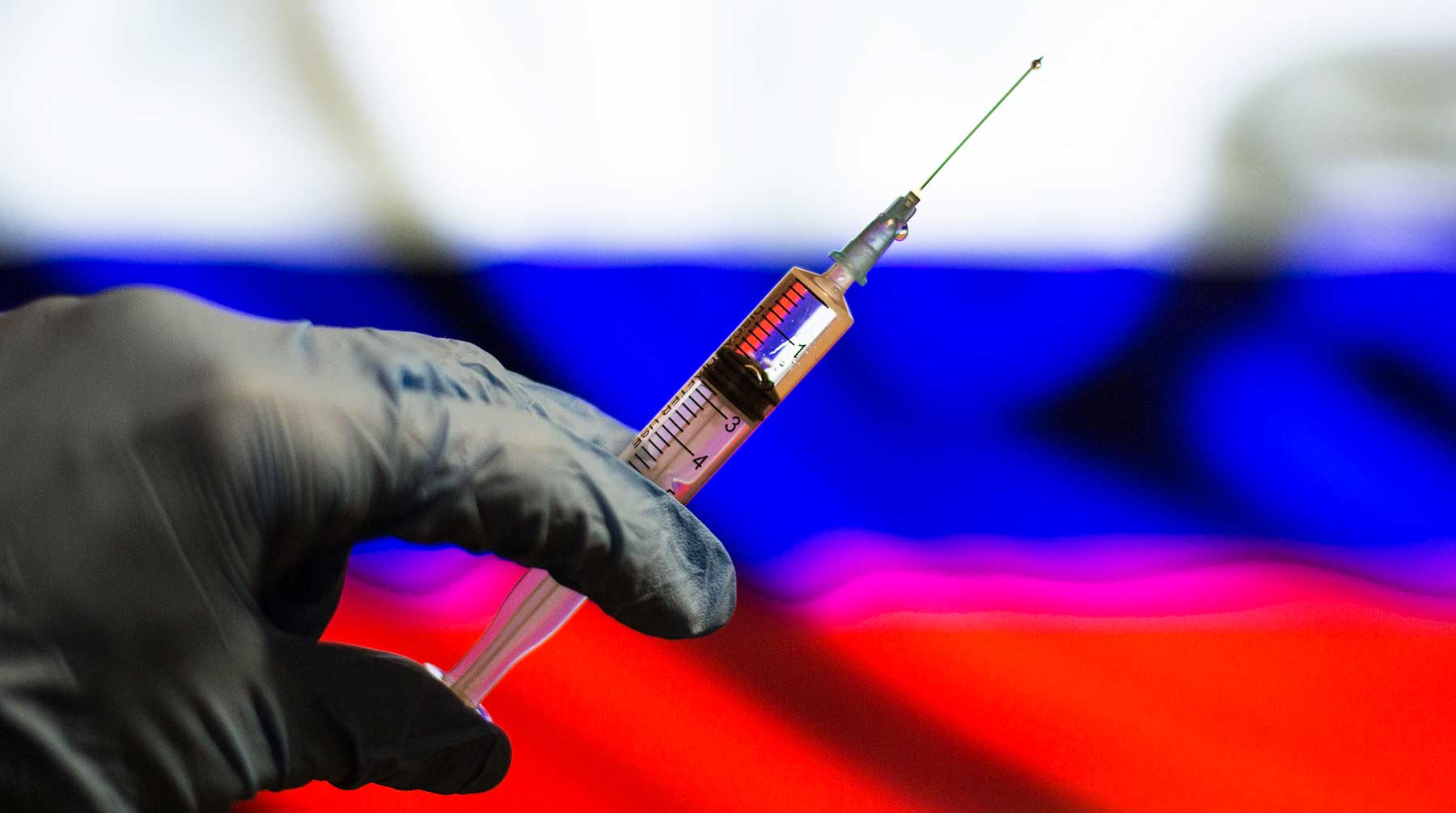 Профессор Франческо Вайя подчеркнул, что оценки вакцин от коронавируса должны быть лишены политической подоплеки Фото: © Global Look Press / Thiago Prudencio