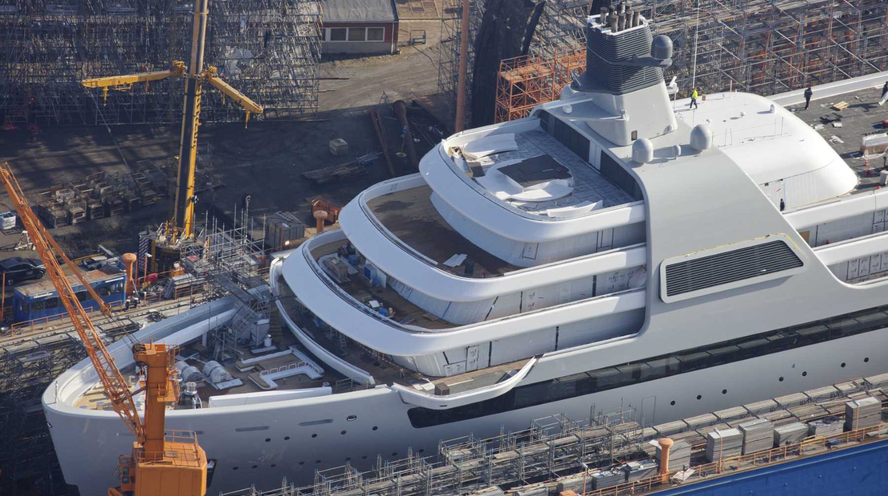 Dailystorm - Forbes рассказал о строительстве новой 145-метровой яхты для Абрамовича