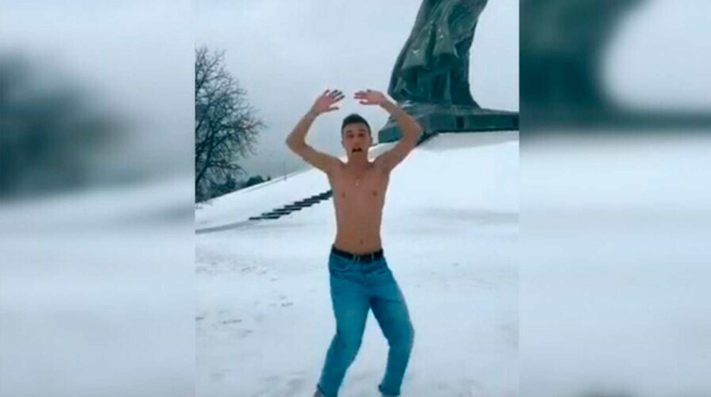 Кирилл Ежов