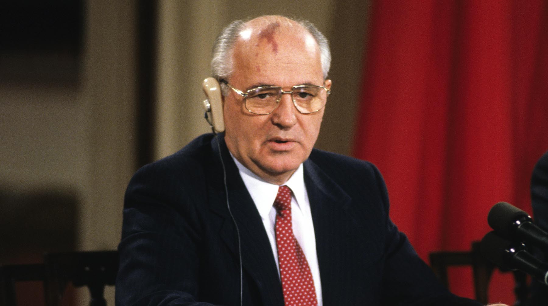 Dailystorm - Путин причислил Горбачева к плеяде ярких и неординарных людей