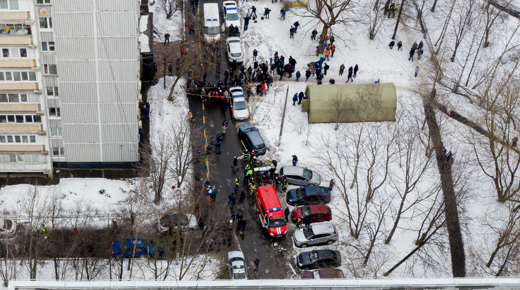 На место происшествия прибыл мэр города Дмитрий Волошин Фото: © Global Look Press / Иван Сидоров
