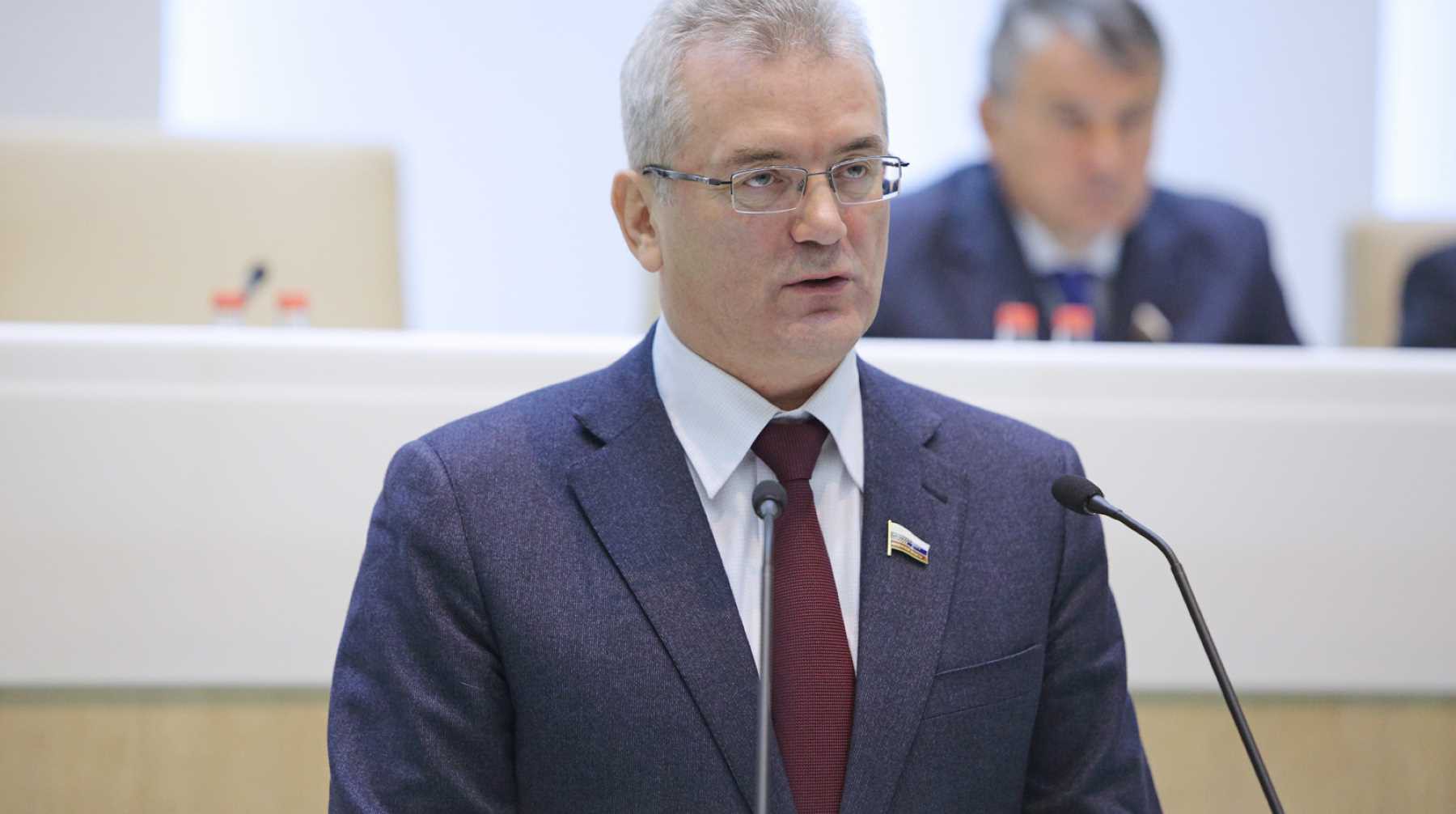 «Единая Россия» приостановила членство в партии губернатора Пензенской области