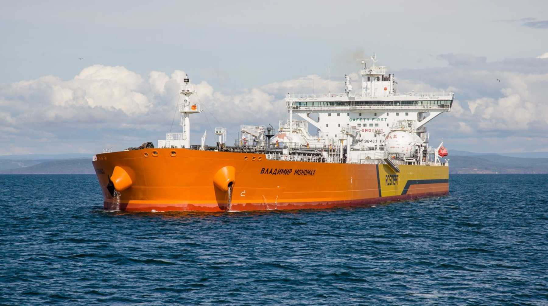 Dailystorm - Владельцы танкеров получили прибыль 626 долларов за день благодаря блокировке Суэцкого канала