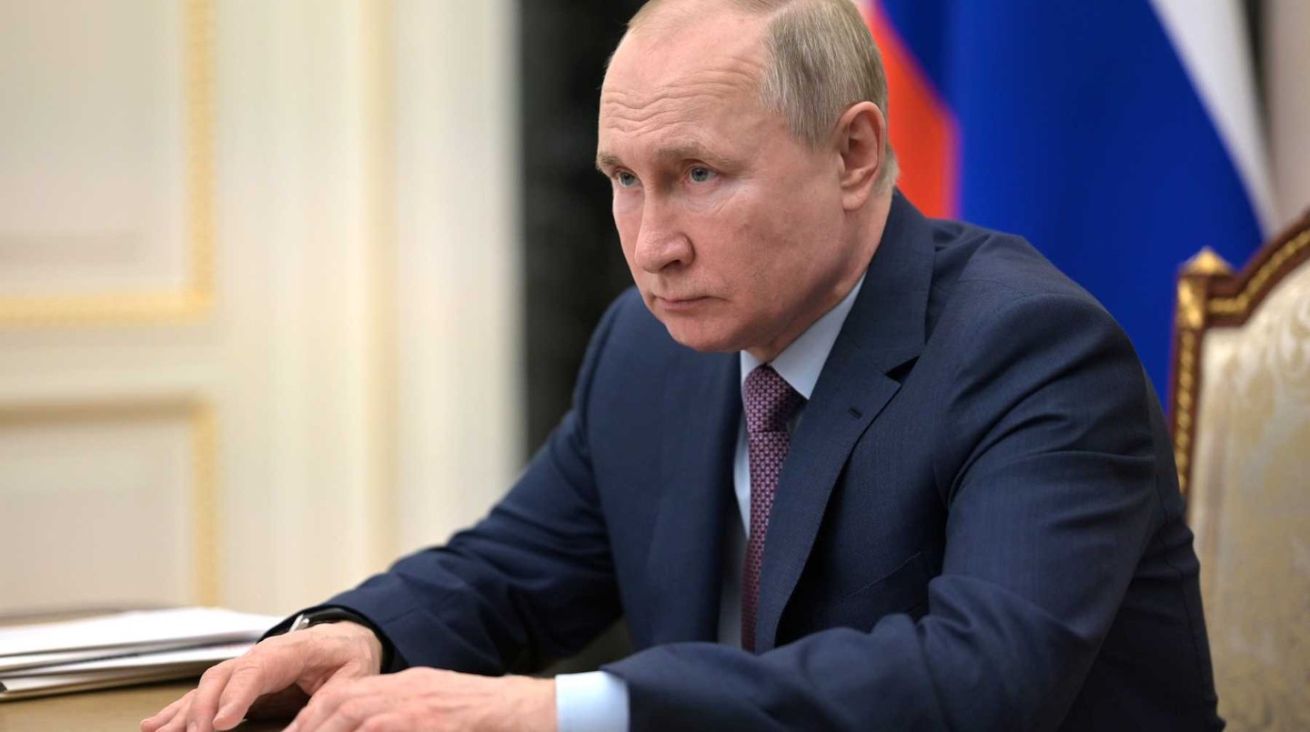 Лидеры двух стран по телефону обсудили проблему роста числа заболевших коронавирусом в южноазиатской республике Фото: © Global Look Press / Kremlin Pool