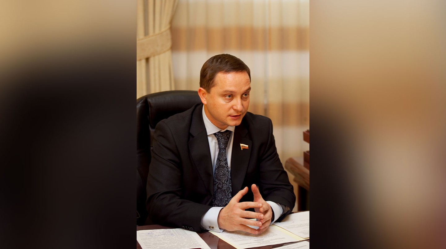 Роман Худяков
