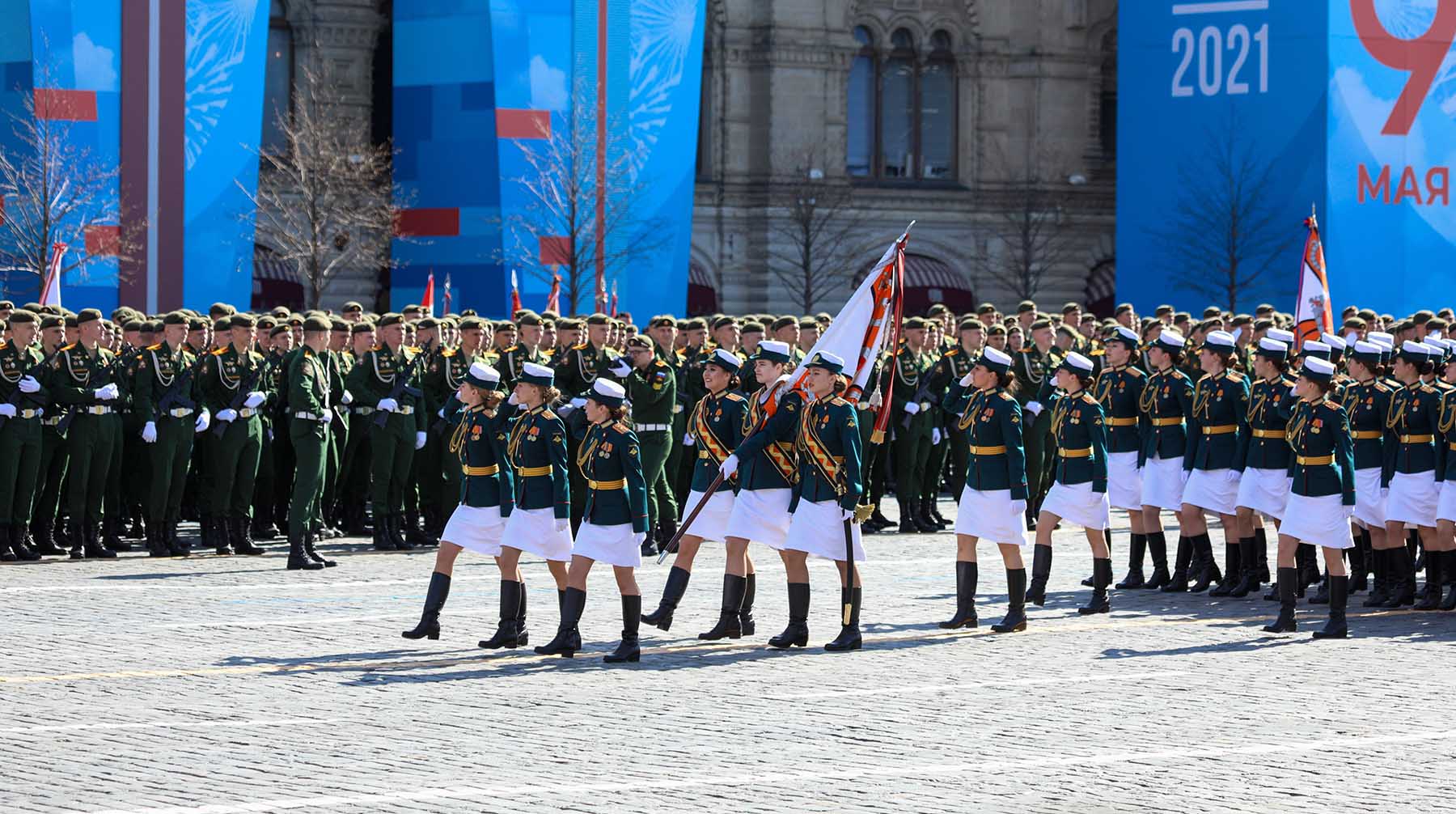 В мероприятии задействованы 12 тысяч военнослужащих, колонна военной техники и авиация Фото: © АГН Москва / Никеричев Андрей